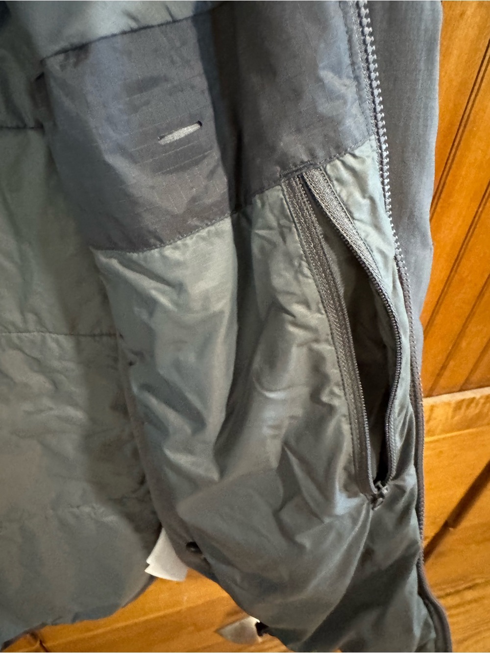 Arc’teryx Jacket - Picture 4 of 8